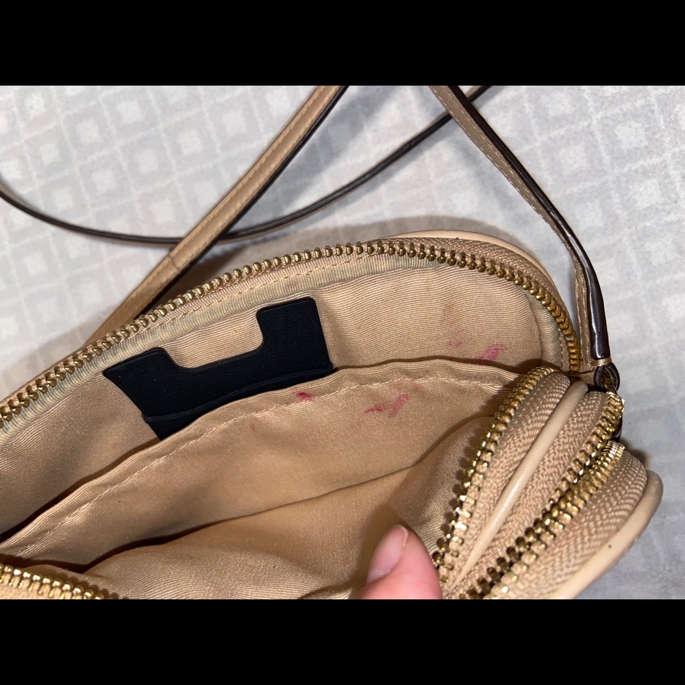 Coach Mini Crossbody - Picture 4 of 7